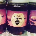 Pure & Raw Black Honey (1kg)